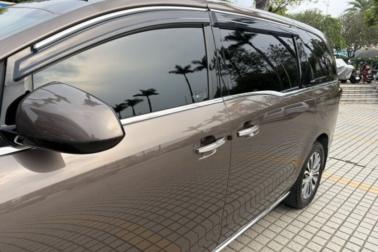 Used Buick GL8 2023 Land Executive Class 652T Luxury Model