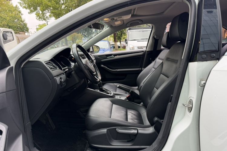 Used Volkswagen Sagitar 2018 1.6L Automatic Comfort Model Exterior 12