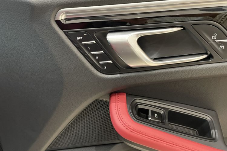 Used Porsche Macan 2021 Macan S 3.0T