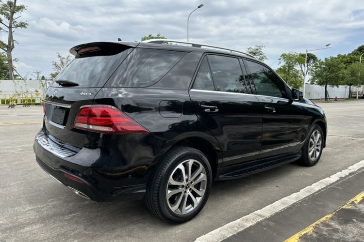 Used Mercedes-Benz GLE 2019 GLE 320 4MATIC Dynamic Edition Prestige Model
