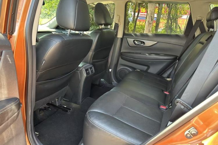 Used Nissan X-Trail 2014 2.0L CVT Comfort Edition 2WD
