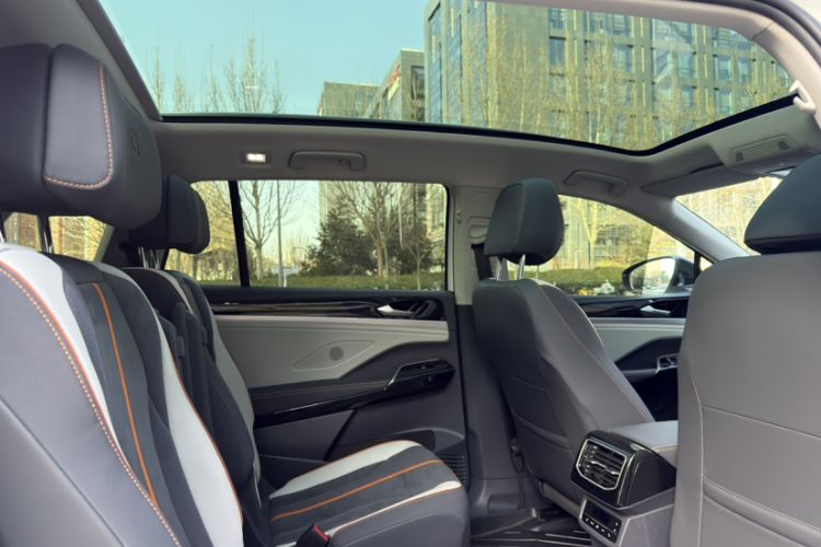 Used Volkswagen ID.6 CROZZ 2021 High-Performance PRIME Edition