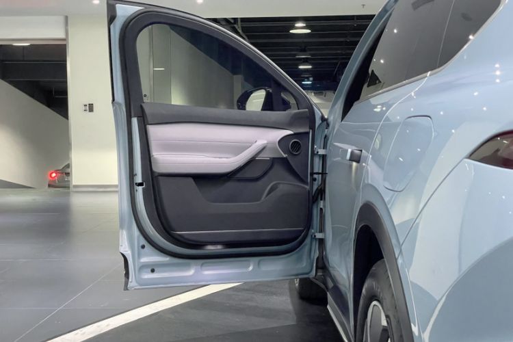 Used Nio EC6 2023 75 kWh