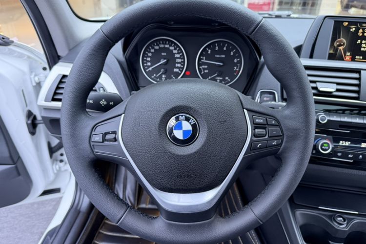 Used BMW 1 Series 2015 120i Leading Model