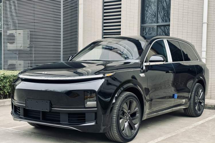 Used Li Auto L8 2023 Air model