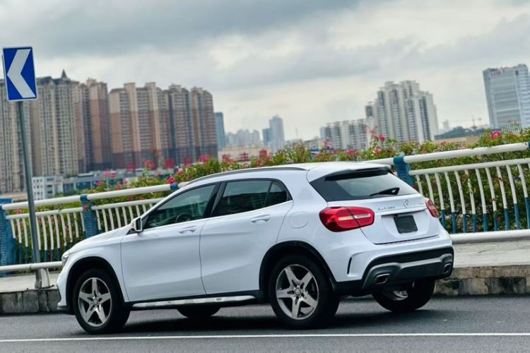 Used Mercedes-Benz GLA 2015 GLA 260 4MATIC
