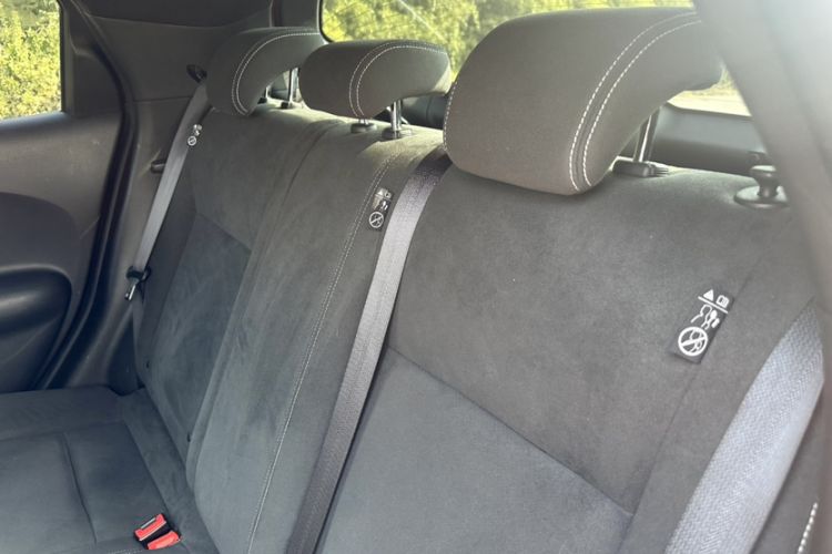 Used Infiniti ESQ 2014 1.6L Spontaneous Edition
