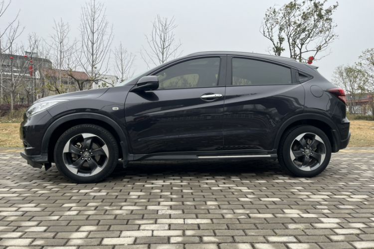 Used Honda Vezel 2017 1.8L CVT Front-Wheel Drive Pioneer Edition
