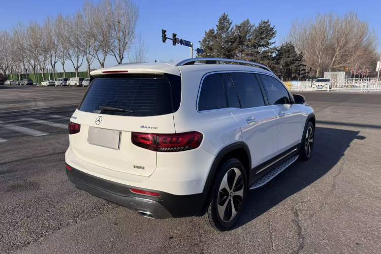 Used Mercedes-Benz GLB 2022 Updated GLB 200 Fashion Edition