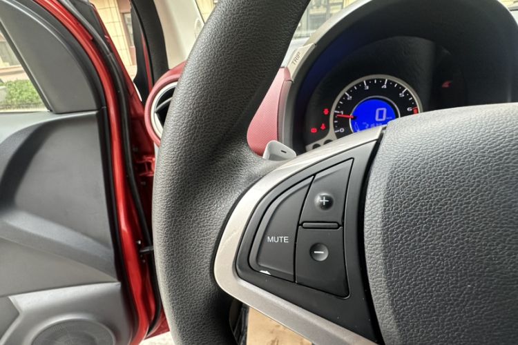 Used Changan Benni 2015 1.4L IMT Prestige Model China V Standard
