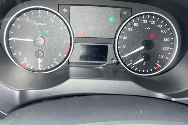 Used JAC Refine M3 2022 PLUS IKEA Edition 1.8L Comfort Version