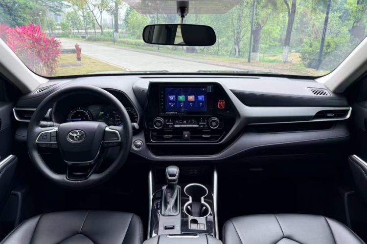 Used Toyota Highlander 2023 2.5L Smart Electric Hybrid Dual-Drive Elite Version 7 Seats