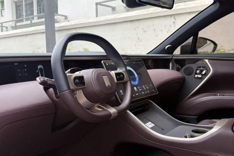 Used Avatr 11 2025 Ultra Extended-Range Edition Interior 1