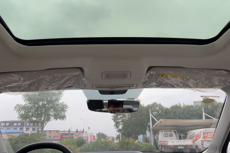 Used Roewe i5 2023 1.5L CVT Luxury Edition
