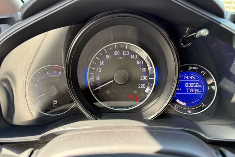 Used Honda Fit 2016 1.5L LXS CVT Comfort Sunroof Version