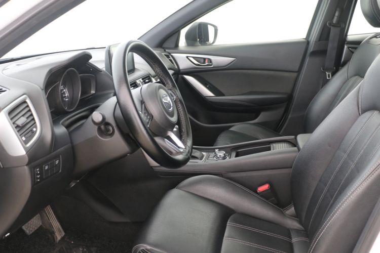 Used Mazda CX-4 2018 2.0L Automatic Two-Wheel Drive Blue Sky Dynamic Version China V Standard Interior 1