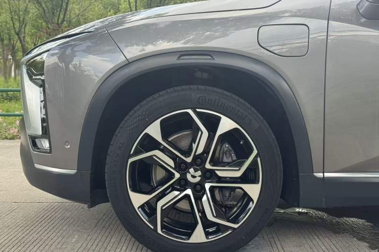 Used Nio ES8 2020 415 km Signature Edition 6-Seater Version
