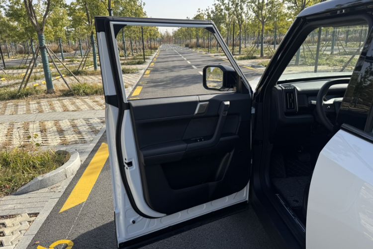 Used iCAR 03T 2024 501km Four-wheel Drive Long-Range Version
