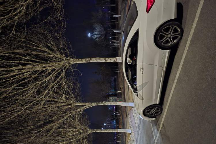 Used Mercedes-Benz E-Class 2014 E 200 Coupe Exterior 8