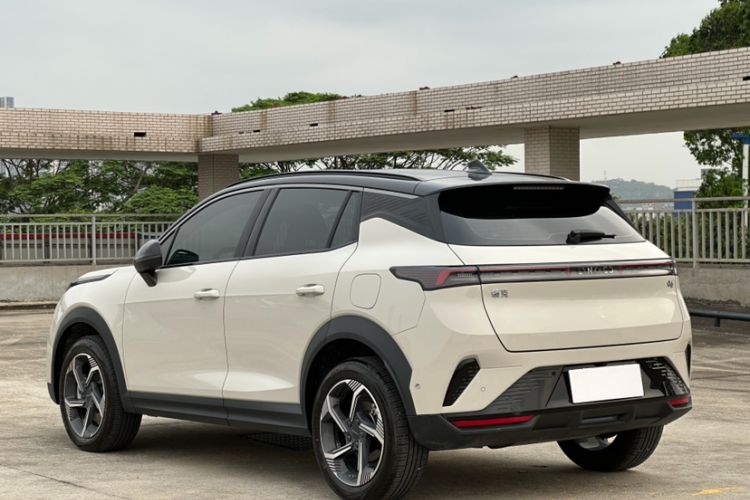 Used Lynk & Co 06 2025 Renew 1.5T Halo Exterior 4