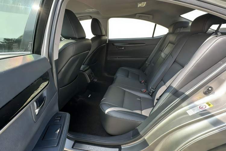 Used Lexus ES 2014 250 Elite Edition
