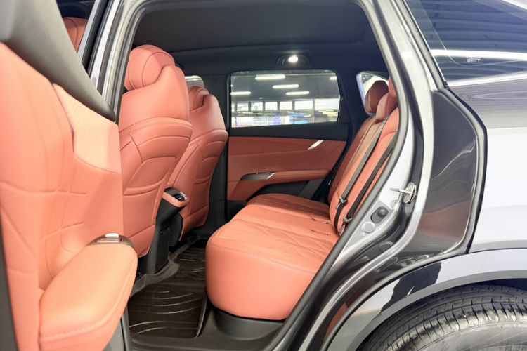 Used CHANGAN CS75 PLUS 2025 4th Generation 1.5T New Blue Whale Smart Luxury Edition