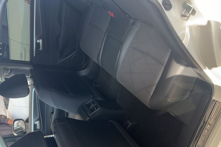 Used Honda Jade 2014 1.8L Automatic Comfort Elite Version 5 Seats
