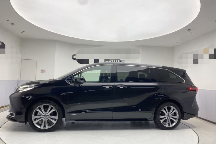 Used Toyota SIENNA 2024 2.5L Hybrid Prestige Deluxe Edition
