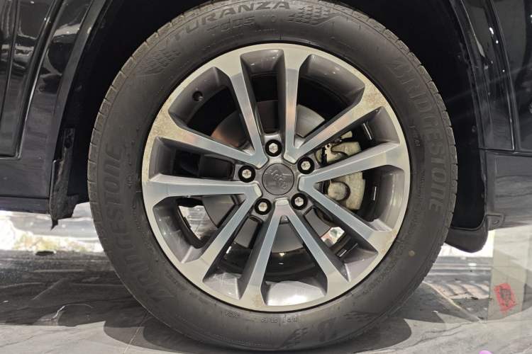 Used Jeep Grand Commander 2018 2.0T Four-Wheel Drive Smart Enjoyment Version China V Emission Standard