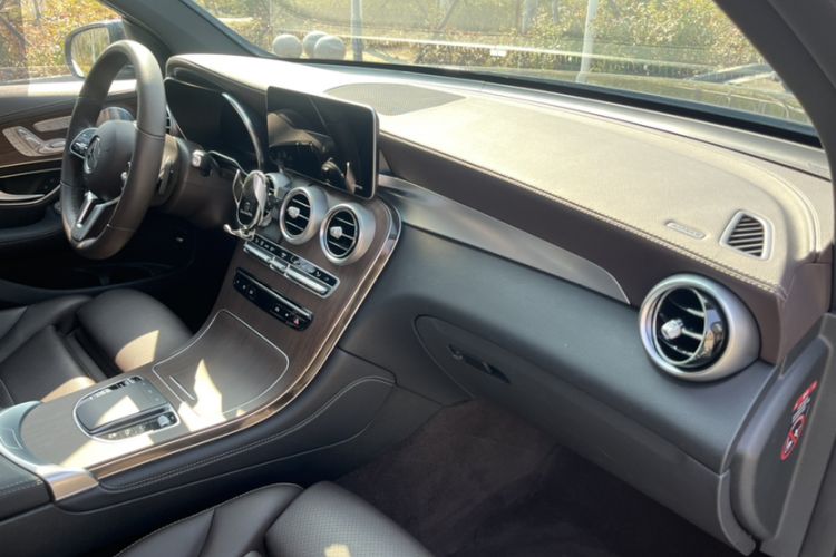 Used Mercedes-Benz GLC 2021 GLC 300 L 4MATIC Dynamic Model