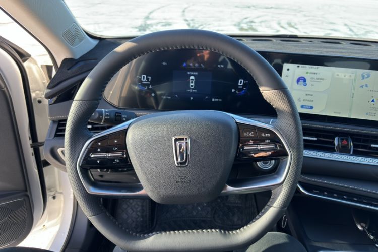 Used Bestune B70 2025 Dragon Edition 1.5T Enjoyment Model
