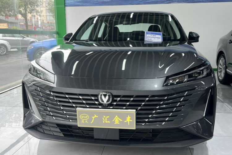 Used CHANGAN Eado 2025 Blue Whale 1.5T 500Bar Flagship Model Exterior 1