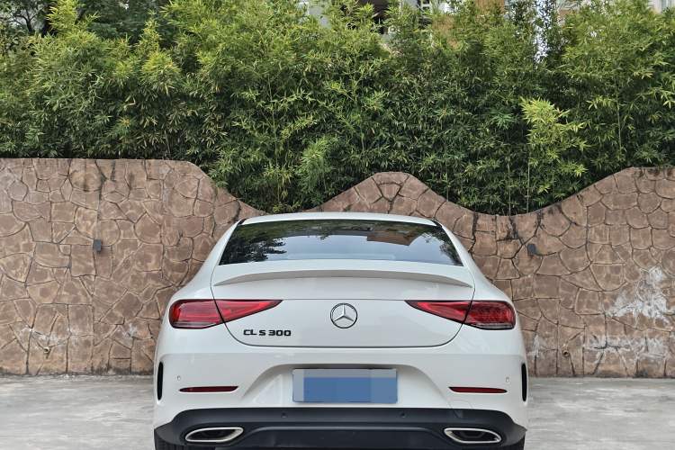 Used Mercedes-Benz CLS 2021 CLS 300 Luxury Model Exterior 4