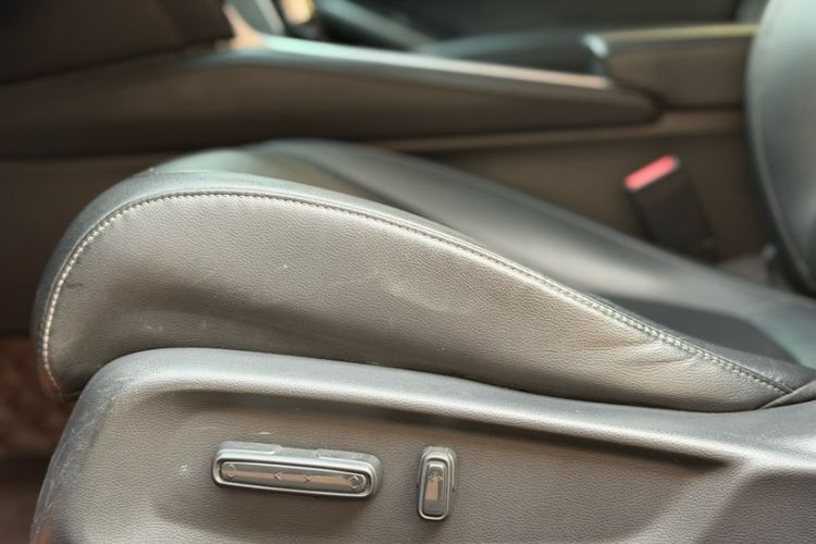 Used Honda Accord 2022 260TURBO Luxury Edition Interior 4