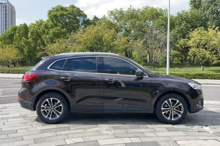 Used BORGWARD BX7 2016 28T Four-Wheel Drive Flagship Version 5 Seats
