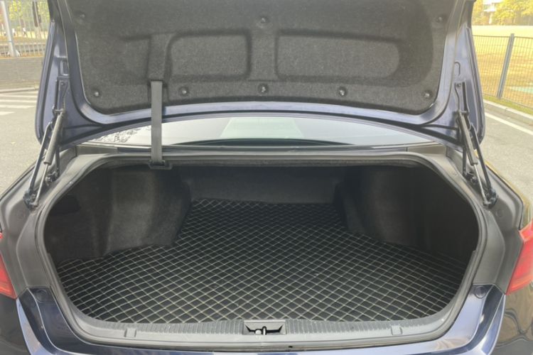 Used Toyota Crown 2018 2.0T Fashion Edition
