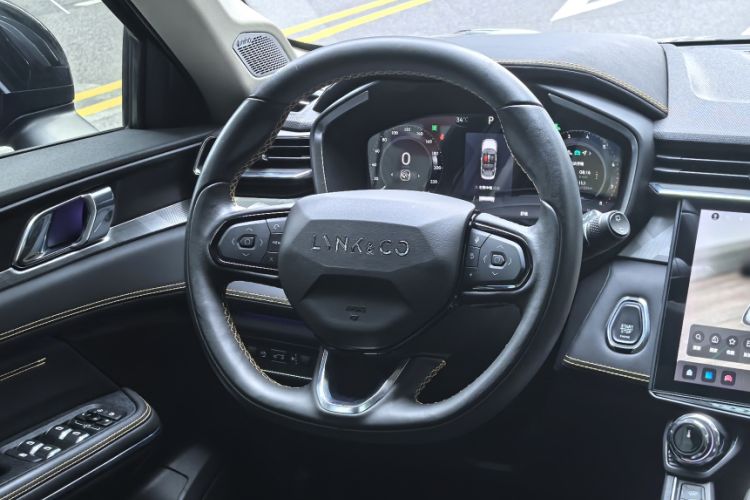 Used Lynk & Co 01 2023 2.0TD Two-Wheel Drive Pro Trim