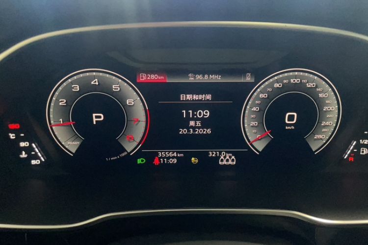 Used Audi Q3 2023 35 TFSI Fashion Dynamic Model (1.4T)
