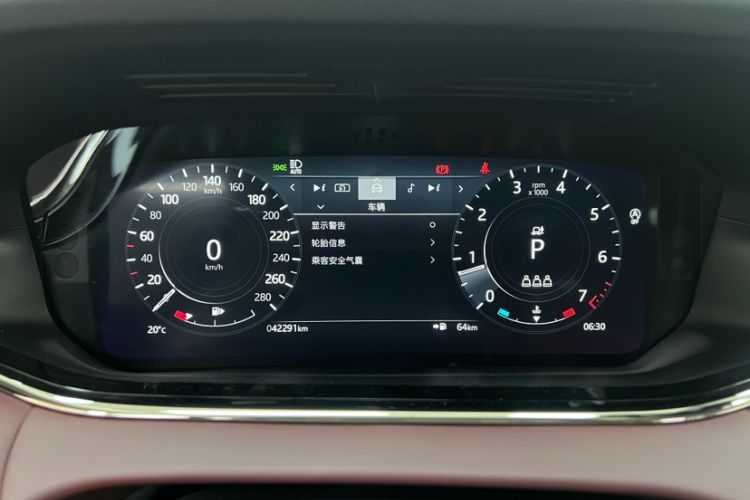 Used Land Rover Range Evoque 2021 Range Rover Velar L 249PS R-Dynamic First Edition Odometer Close Up