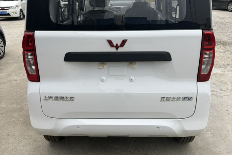 Used Wuling Zhiguang New Energy 2025 Comfort Model Exterior 6