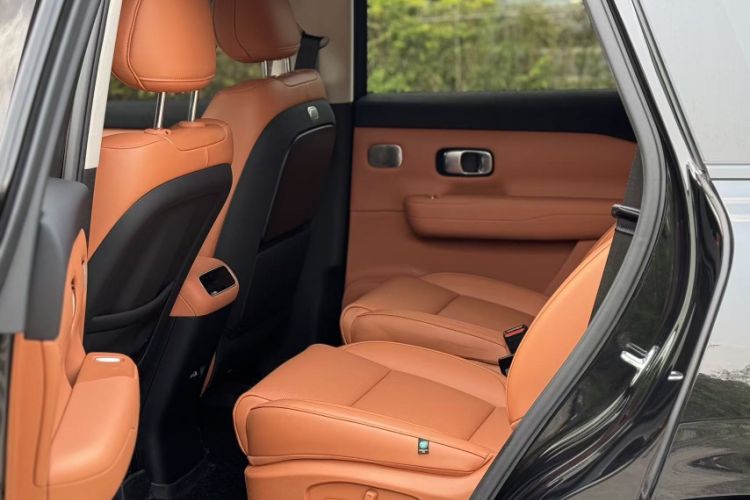 Used Leapmotor C16 2024 Pure Electric 520 Deluxe Edition Interior 7