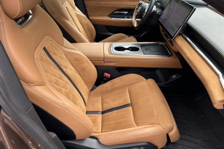 Used Mazda EZ-6 2024 Range-Extended 200 Luxury Edition