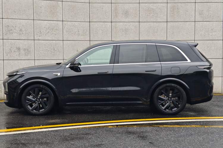 Used Li Auto L8 2023 Pro Model