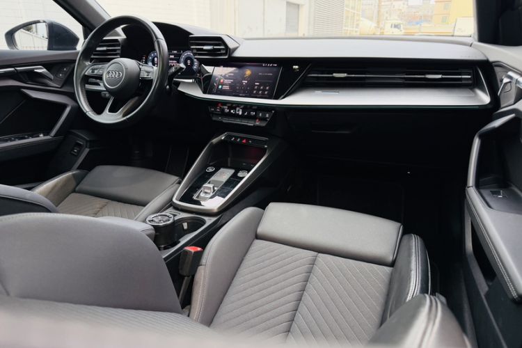 Used Audi A3 2024 A3L Limousine 35 TFSI Fashionable and Elegant Model Interior 8