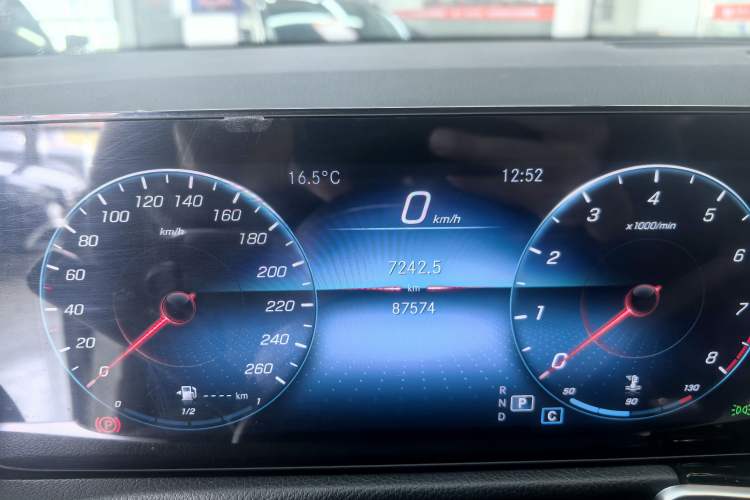 Used Mercedes-Benz GLB 2022 Second Facelift GLB 200 Dynamic Edition
