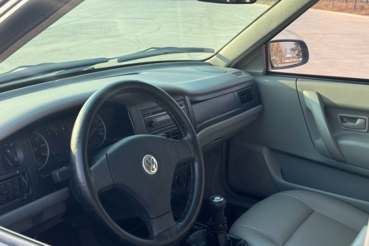 Used Volkswagen Santana Vista 2008 1.8L Manual Sishang Model