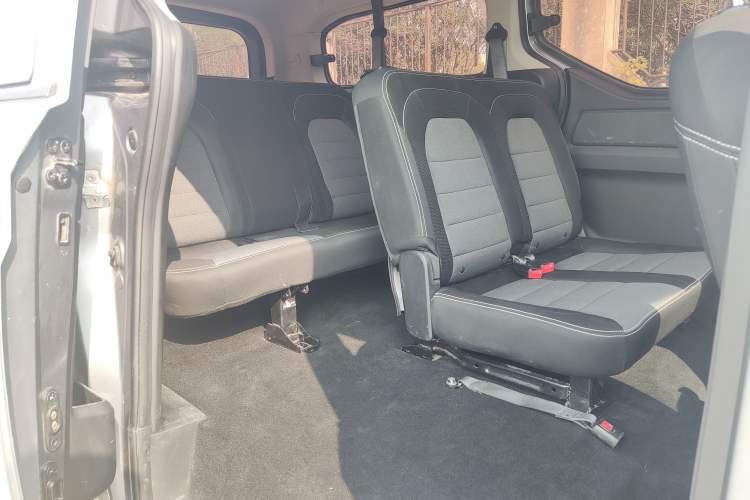 Used Wuling Zhengcheng 2021 1.5T Manual Comfort Version
