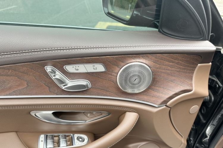 Used Mercedes-Benz E-Class 2022 Updated E 300 L Luxury Edition
