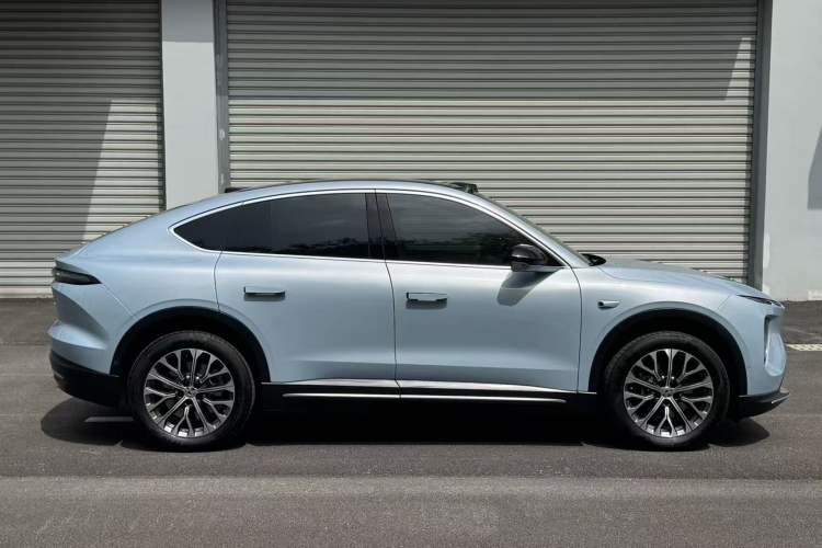 Used Nio EC6 2024 75 kWh