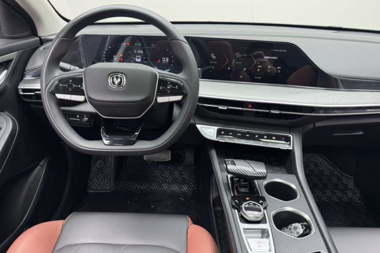 Used Changan Eado 2023 Changan Edition PLUS Blue Whale NE 1.4T GDI DCT Prestige Version